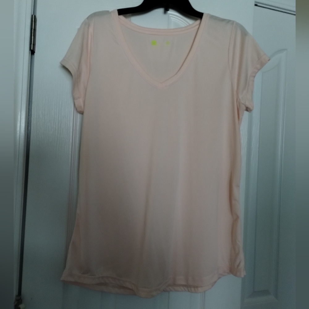Xersion Women's Light Pink / Peach V-Neck Athletic Tee NWOT